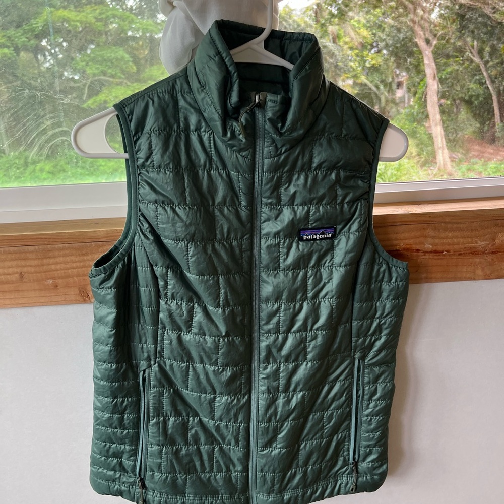 Patagonia Green Quilted Vest